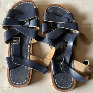 Saltwater sandals